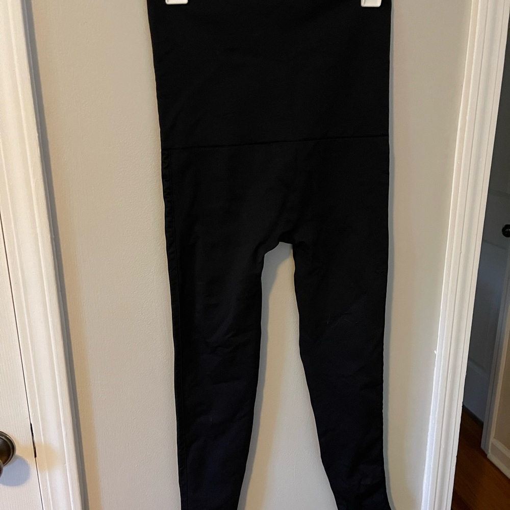 Belly Bandit Black Leggings (never worn)